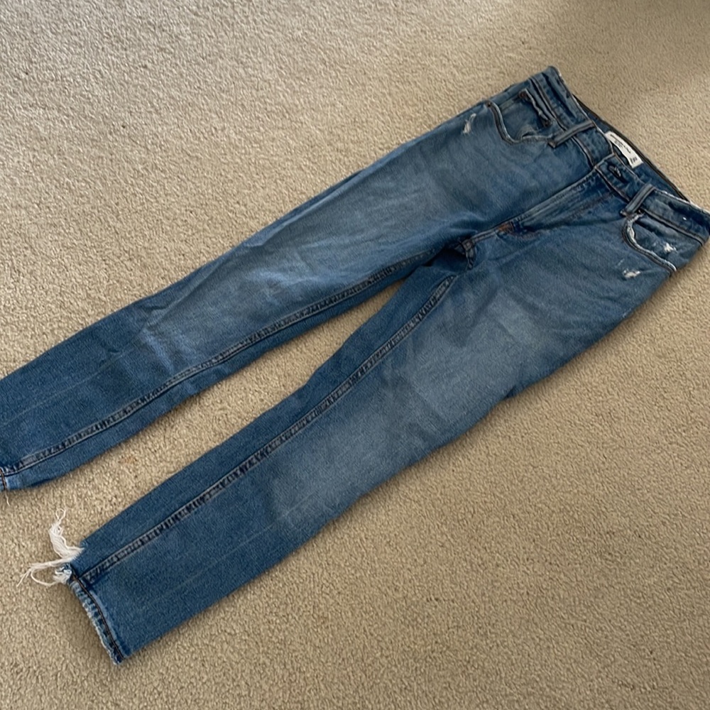 The Skinny High Rise Jean - Picture 3 of 5